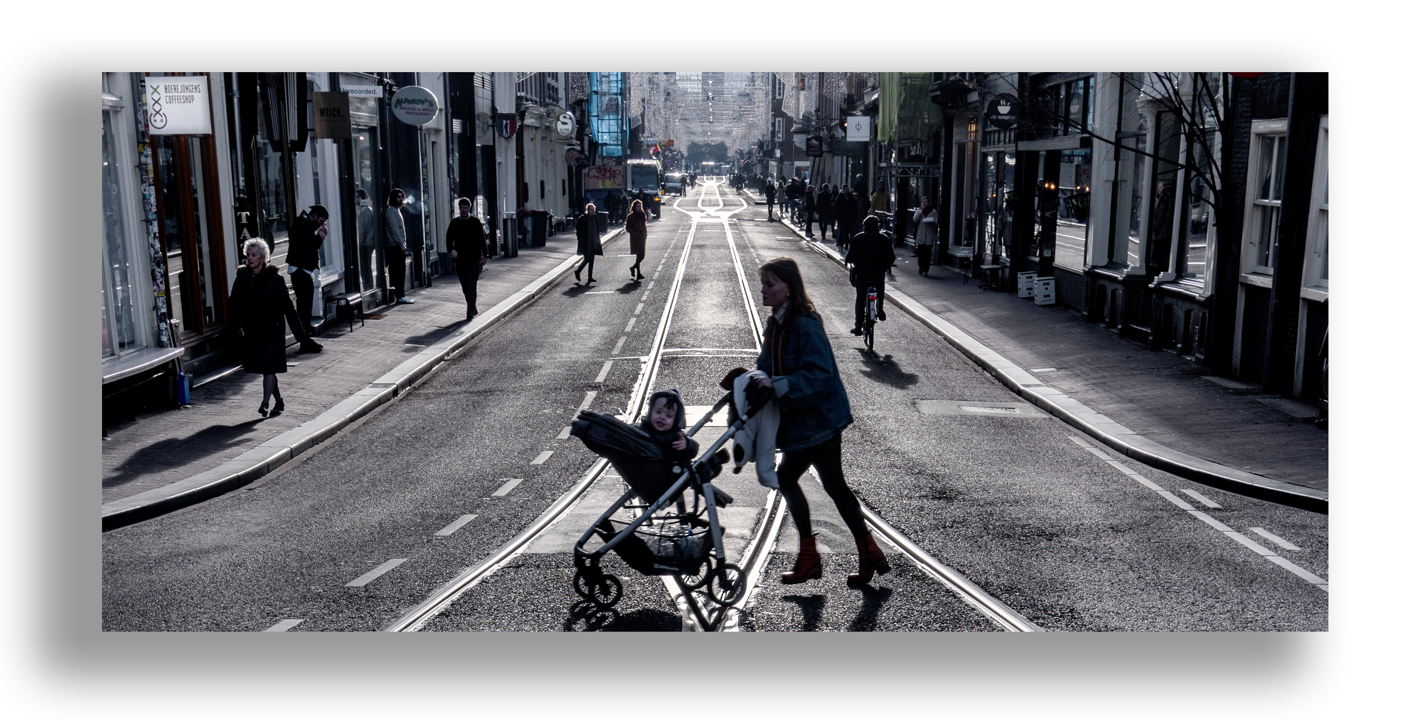 Cityshape_'Utrechtse_straat_met_kinderwagen'